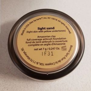 Amazonian Clay Airbrush Foundation in Light Sand